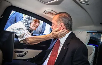 Prezydent Recep Tayyip Erdoğan, Stambuł, 25 września 2015 r. / Fot. Yasin Bulbu / AFP / EAST NEWS