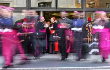 Podczas Synodu o rodzinie, Watykan, 9 października 2015 r. / Fot. Alessandra Tarantino / AP / EAST NEWS