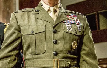 Generał James Mattis podczas przesłuchania w Senacie USA, lipiec 2010 r.  / Fot. REX / SHUTTERSTOCK / EAST NEWS