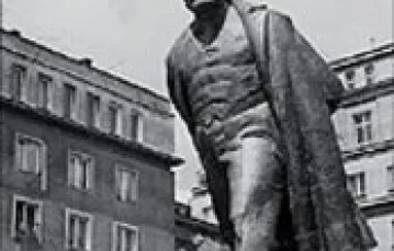 Pomnik Lenina w Nowej Hucie, zdemontowany w 1989 r. / fot. H. Hermanowicz (własność Muzeum Historycznego Miasta Krakowa) / 