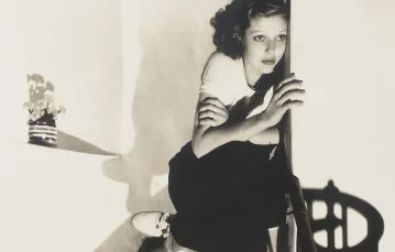 Loretta Young, fot. Edward Steichen, 1931, Zbiory MNAHA w Luksemburgu, Copyright © 2023 The Estate of Edward Steichen / Artists Rights Society (ARS), New York