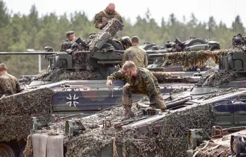Żołnierze armii niemieckiej podczas ćwiczeń NATO Griffin Storm w obozie Adrian Rohn w Podgrodziu na Litwie. 25 czerwca 2023 r. / Andrey Rudakov