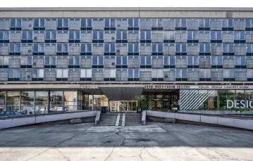Budynek byłego hotelu Cracovia, 2018 r. / Fot. Paweł Ulatowski / Forum