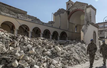 Zniszczony kościół Zwiastowania Najświętszej Maryi Panny w Iskenderun, Turcja, luty 2024 r. // Fot. Burak Kara / Getty Images