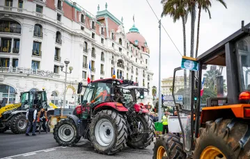 Protest  rolników w  Nicei. Francja, 1 lutego 2024 r. / Fot. VALERY HACHE / AFP / EASY NEWS