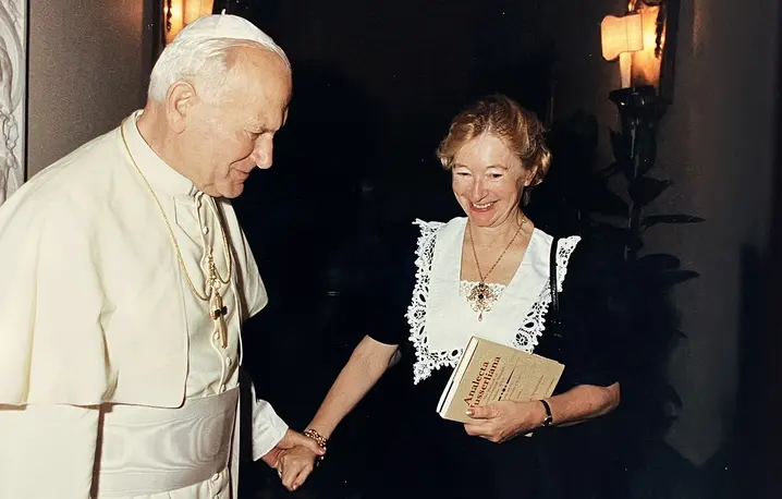 Jan Paweł II i Anna-Teresa Tymieniecka, Watykan, 1989 r. // Fot. Arturo Mari / Vatican Media
