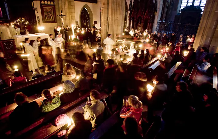 Roraty u Dominikanów w Krakowie // Fot. Bartosz Siedlik dla „TP"