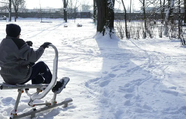 Miejska siłownia w parku Kilińskiego w Łodzi // Fot. Piotr Kamionka / REPORTER