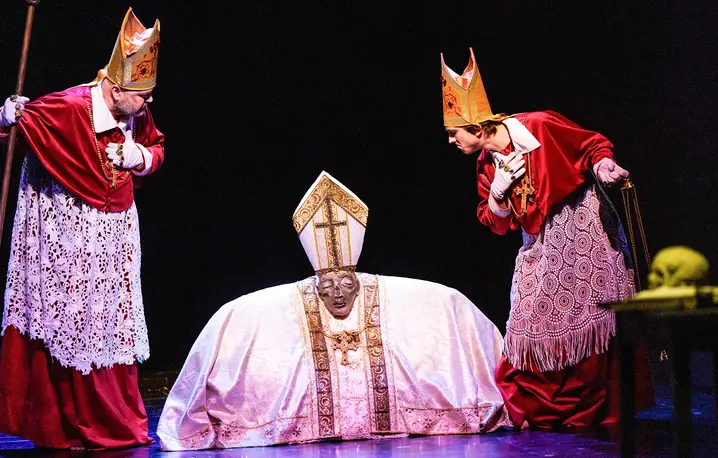 Spektakl „Między nogami Leny, czyli Zaśnięcie Najświętszej Marii Panny według Caravaggia” w reż. Agaty Duda-Gracz. Teatr Śląski // Fot. Przemysław Jendroska / Teatr Śląski