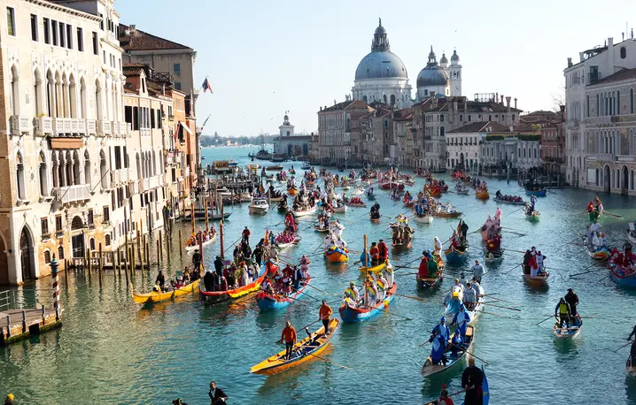 Karnawał w Wenecji, 1 lutego 2026 r. // Fot. SLorenzo Di Cola / NurPhoto / AFP / East News
