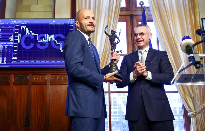 Czeski miliarder Michal Strnad podczas debiutu giełdowego w Amsterdamie. Holandia, 23 stycznia 2026 r. // Fot. Piroschka Van De Wouw / Reuters / Forum