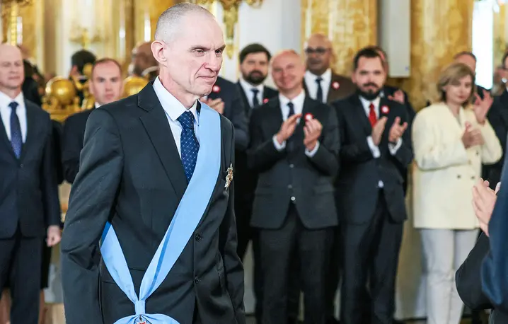 Andrzej Poczobut podczas uroczystości wręczenia Orderu Orła Białego. Warszawa, 3 maja 2026 r. // Fot. Sławomir Kamiński / Agencja Wyborcza.pl 