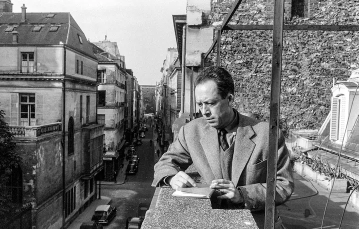 Albert Camus, Paryż 1957 r. // Fot. Loomis Dean / The LIFE Picture Collection / Shutterstock / East News