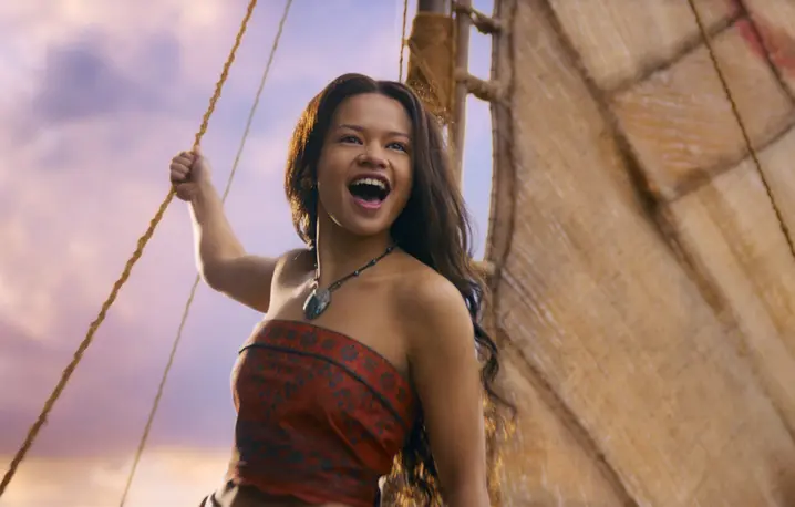 Catherine Laga'aia jako Moana w filmie „Vaiana”, reż. Thomas Kail. dystr. Disney Polska // materiały prasowe 