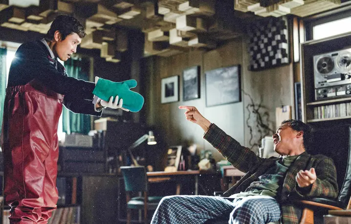 Lee Byung-hun i Lee Sung-min w filmie "Bez wyjścia" („No Other Choice”), 2025, reż. Park Chan-wook // materiały prasowe