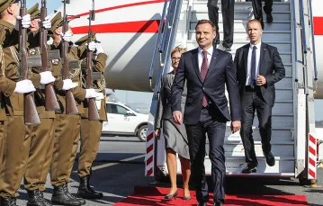 Prezydent Andrzej Duda rozpoczyna pierwszą wizytę  zagraniczną, Tallin, 23 sierpnia 2015 r. /  / fot. STANISŁAW KOWALCZUK /  EAST NEWS