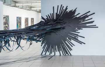 „O naturze świata”, instalacja z wystawy Moniki Grzymaly i Damiena Deroubaix / MONIKA GRZYMALA
