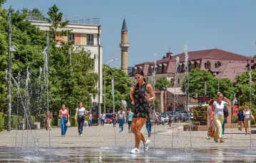 Centrum Prisztiny, Kosowo, 23 czerwca 2021 r. / VISAR KRYEZIU / AP / EAST NEWS