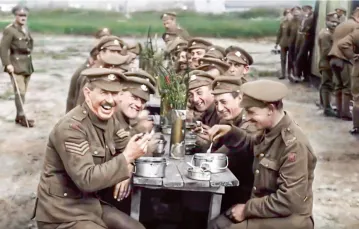  / THEY SHALL NOT GROW OLD – OFFICIAL TRAILER