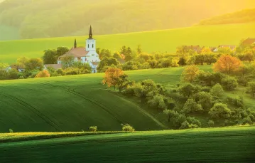 Krajobraz Południowych Moraw, Czechy / ANATOLY GORDIENKO / GETTY IMAGES