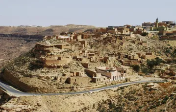 Miasto Jafren, nieformalna stolica libijskich Berberów / fot. Andrzej Meller / 