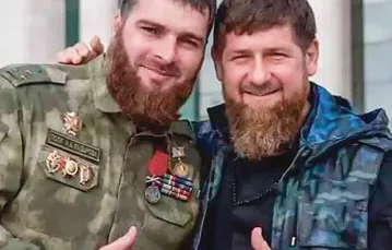 Mohammed Tuszajew (z lewej) i Ramzan Kadyrow, fotografia z mediów społecznościowych / AHMED_95KRA / TWITTER
