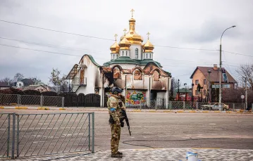 Zniszczona cerkiew w Irpieniu. Ukraina, 13 marca 2022 r. / DIMITAR DILKOFF / AFP / EAST NEWS