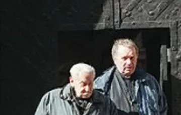 Jerzy Turowicz i ks. Józef Tischner /fot. W. Druszcz / 