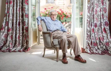 Woody Allen w pokoju hotelu Bristol w Paryżu, sierpień 2019 r. / ARNAUD JOURNOIS / MAXPPP / FORUM
