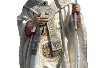 Kardynał Stanisław Dziwisz na swoim ingresie wystąpił w szatach liturgicznych. / fot. Piotr Tumidajski, Forum / 
