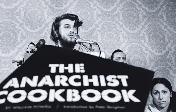 Kadr z filmu „Amerykański anarchista” / MATERIAŁY PRASOWE