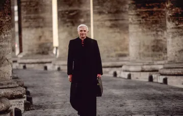 Kard. Joseph Ratzinger w kwietniu 1993 r. / MASSIMO SESTINI / NEWS PICTURES / PAP