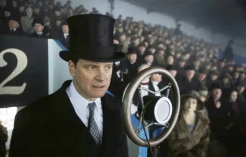 Colin Firth jako król Jerzy VI w filmie "Jak zostać królem" / fot. materiały dystrybutora / 