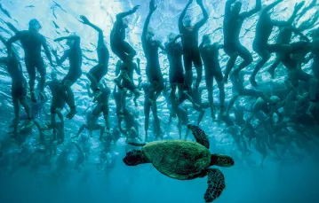 Jeśli ruch nie istnieje, to nawet Achilles nie prześcignie żółwia... Zawody Ironman w Kailua-Kona na Hawajach, październik 2016 r. / DONALD MIRALLE / IRONMAN / GETTY IMAGE