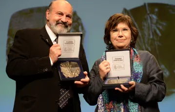 Laureaci Medalu św. Jerzego 2019, ks. prof. Tomáš Halík i Barbara Engelking / Fot. Bartosz Siedlik dla "TP" / 