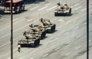 Aleja Chang’an, Pekin, 5 czerwca 1989 r. / BETTMANN / GETTY IMAGES