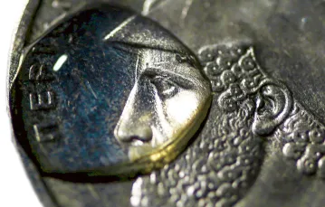 Wizerunek Peryklesa na współczesnej 20-drachmowej monecie / YANNIS BEHRAKIS / REUTERS / FORUM