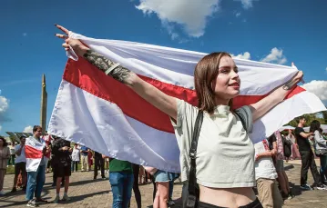 Demonstracja zwolenników opozycji,  Mińsk,  16 sierpnia 2020 r. / NATALIA FEDOSENKO / ITAR-TASS / PAP