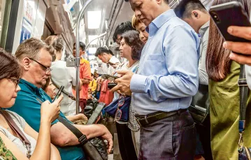 W metrze w Singapurze, maj 2019 r. / GRANT ROONEY / EAST NEWS