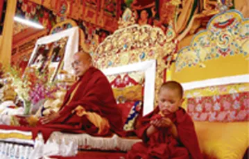 Rozkoszny malec staje się obiektem buddyjskiego kultu /fot. Ven. Thubten Lhundup / 