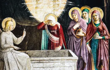 Fra Angelico, Zmartwychwstanie Chrystusa, 1438–1447. Kobiety przy pustym grobie, fragment fresku znajdującego się w celi klasztoru św. Marka we Florencji / DEA / A. DAGLI ORTI / GETTY IMAGES