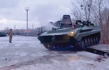 Transport sił rosyjskich, które miały atakować Kijów od północy, odbywał się głównie koleją. Gdzieś na Białorusi, 19 stycznia 2022 r. / RUSSIAN DEFENCE MINISTRY / TASS / FORUM