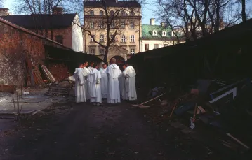 Klasztor Dominikanów. Życie codzienne zakonników. Kraków, listopad 2000 r. / fot. Artur Pawlowski/Reporter / 