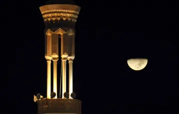 Minaret na meczecie Namira, w pobliżu Mekki / FOT. MUSTAFA OZER / AFP / EAST NEWS / 