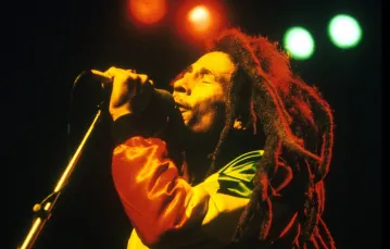 Bob Marley na koncercie w Brighton, 1980 r. / Fot. GARY MERRIN / LFI / East News