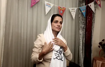 Irańska aktywistka Nasrin Sotudeh w swoim domu w Teheranie, wrzesień 2013 r. /  / Fot. Khademian Farzaneh/ABACA/EAST NEWS