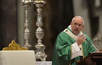 Papież Franciszek, 15 lutego 2015 r. / AFP/EAST NEWS