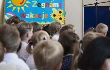Rozpoczęcie roku szkolnego w jednej z warszawskich szkół podstawowych. 1 września 2015 r. /  /  FOT.Andrzej Hulimka/REPORTER