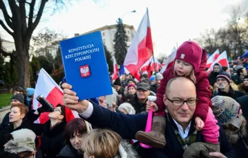 Marsz i manifestacja Komitetu Obrony Demokracji. Fot: Mariusz Gaczyński/EAST NEWS / 