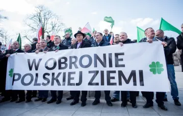 Manifestacja PSL „W obronie polskiej ziemi”. Warszawa, 16.03.2016 r. /  / Fot. Kacper Bierylo/EASTNEWS